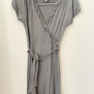 Merona Heather Gray V-Neck Top